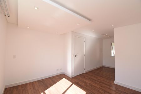 Casa de condomínio para alugar com 114m², 3 quartos e 2 vagasSuíte