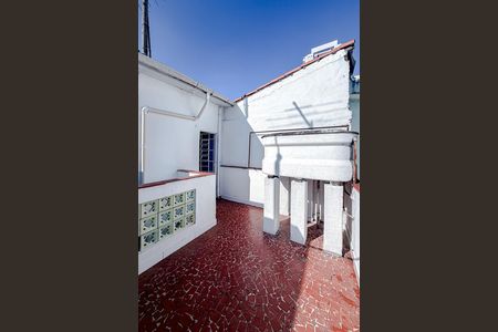Casa para alugar com 90m², 2 quartos e 1 vagaÁrea externa