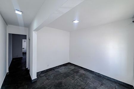 Casa para alugar com 90m², 2 quartos e 1 vagaSala