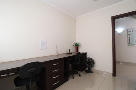 Casa para alugar com 461m², 6 quartos e 5 vagasEscritório