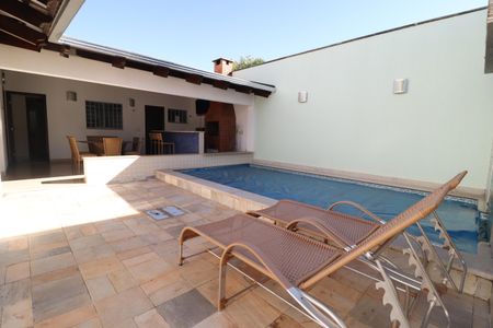 Casa para alugar com 461m², 6 quartos e 5 vagasPiscina