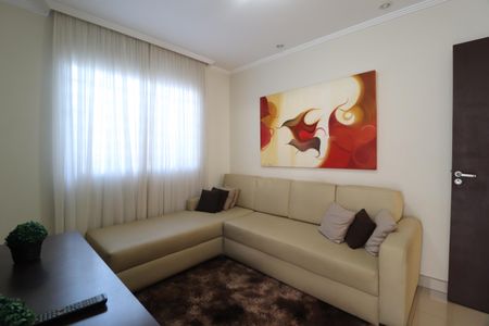 Casa para alugar com 461m², 6 quartos e 5 vagasSala de TV