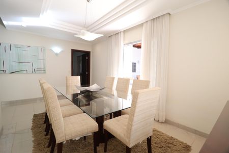 Casa para alugar com 461m², 6 quartos e 5 vagasSala de Jantar