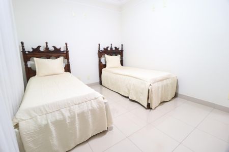 Casa para alugar com 461m², 6 quartos e 5 vagasQuarto 