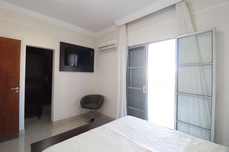 Casa para alugar com 461m², 6 quartos e 5 vagasSuíte