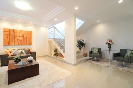 Casa para alugar com 461m², 6 quartos e 5 vagasSala