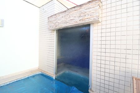 Sauna de casa para alugar com 6 quartos, 461m² em Santa Mônica, Uberlândia