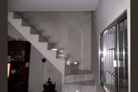 Casa à venda com 3 quartos, 60m² em Vila Carioca, São Paulo