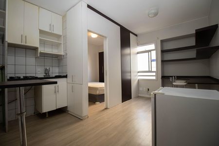 Apartamento para alugar com 29m², 1 quarto e 1 vaga Apartamento para alugar com 29m², 1 quarto e 1 vagaCozinha e Área de Serviço