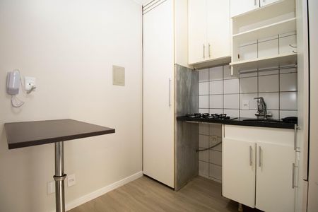 Apartamento para alugar com 29m², 1 quarto e 1 vaga Apartamento para alugar com 29m², 1 quarto e 1 vagaCozinha e Área de Serviço
