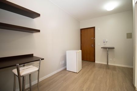 Apartamento para alugar com 29m², 1 quarto e 1 vaga Apartamento para alugar com 29m², 1 quarto e 1 vagaSala