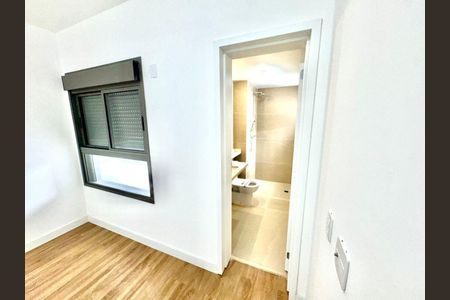 Apartamento à venda com 79m², 2 quartos e 1 vaga