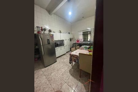 Casa à venda com 3 quartos, 202m² em Jardim Munhoz, Guarulhos