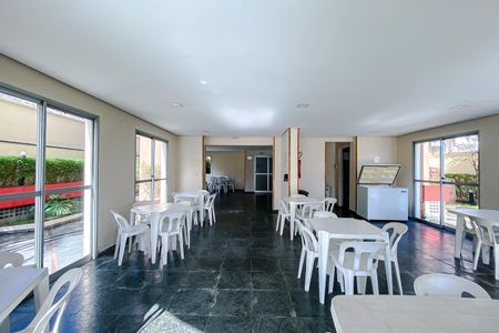Apartamento à venda com 60m², 2 quartos e 1 vaga Apartamento à venda com 60m², 2 quartos e 1 vagaÁrea comum
