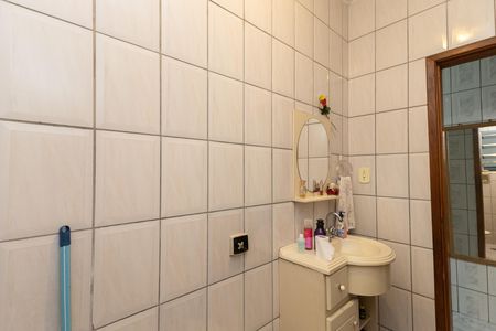 Casa para alugar com 180m², 3 quartos e 2 vagas Casa para alugar com 180m², 3 quartos e 2 vagasBanheiro