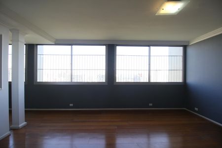 Apartamento para alugar com 200m², 5 quartos e 2 vagasSala