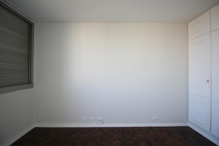 Apartamento para alugar com 200m², 5 quartos e 2 vagasSuíte 1