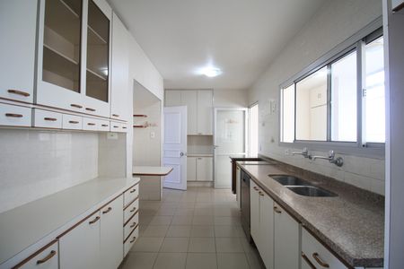 Apartamento para alugar com 200m², 5 quartos e 2 vagasCozinha