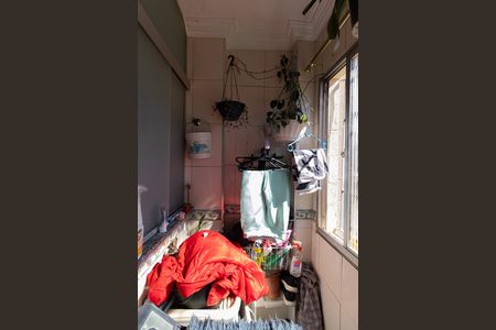 Apartamento à venda com 56m², 2 quartos e 1 vaga Apartamento à venda com 56m², 2 quartos e 1 vagaCozinha e Área de Serviço