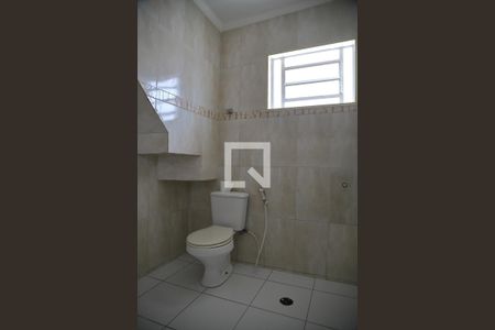 Banheiro de casa para alugar com 2 quartos, 125m² em Jardim Lauro Gomes, São Bernardo do Campo