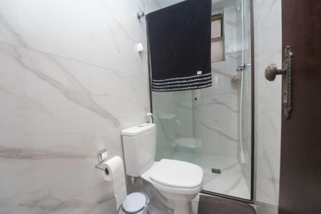 Apartamento à venda com 100m², 3 quartos e 2 vagas Apartamento à venda com 100m², 3 quartos e 2 vagasBanheiro Social
