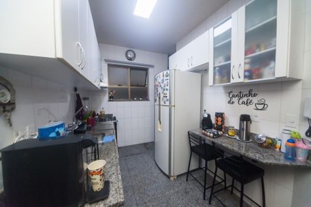 Apartamento à venda com 100m², 3 quartos e 2 vagas Apartamento à venda com 100m², 3 quartos e 2 vagasCozinha