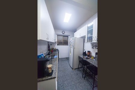 Apartamento à venda com 100m², 3 quartos e 2 vagas Apartamento à venda com 100m², 3 quartos e 2 vagasCozinha