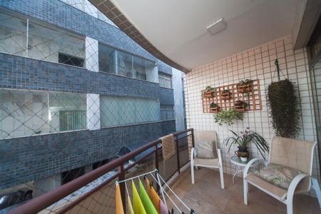 Apartamento à venda com 100m², 3 quartos e 2 vagas Apartamento à venda com 100m², 3 quartos e 2 vagasVaranda da Sala