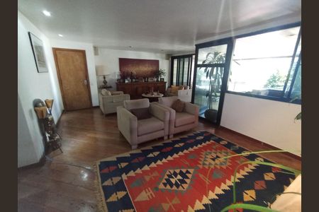Apartamento à venda com 185m², 3 quartos e 2 vagas Apartamento à venda com 185m², 3 quartos e 2 vagasSala