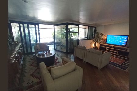 Apartamento à venda com 185m², 3 quartos e 2 vagas Apartamento à venda com 185m², 3 quartos e 2 vagasSala