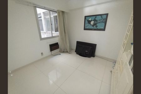 Apartamento à venda com 185m², 3 quartos e 2 vagas Apartamento à venda com 185m², 3 quartos e 2 vagasQuarto 2