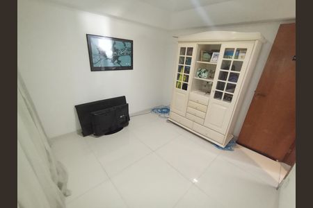Apartamento à venda com 185m², 3 quartos e 2 vagas Apartamento à venda com 185m², 3 quartos e 2 vagasQuarto 2