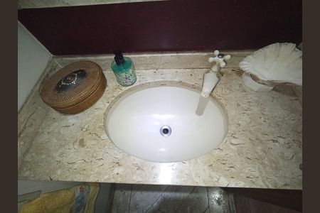 Apartamento à venda com 185m², 3 quartos e 2 vagas