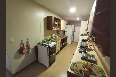 Apartamento à venda com 185m², 3 quartos e 2 vagas