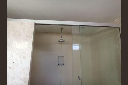 Apartamento à venda com 185m², 3 quartos e 2 vagas Apartamento à venda com 185m², 3 quartos e 2 vagasBanheiro quarto 1