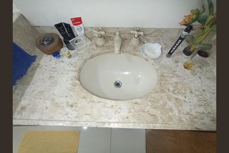 Apartamento à venda com 185m², 3 quartos e 2 vagas Apartamento à venda com 185m², 3 quartos e 2 vagasBanheiro