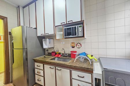 Apartamento para alugar com 3 quartos, 90m² em Jardim Vitoria, Guarujá