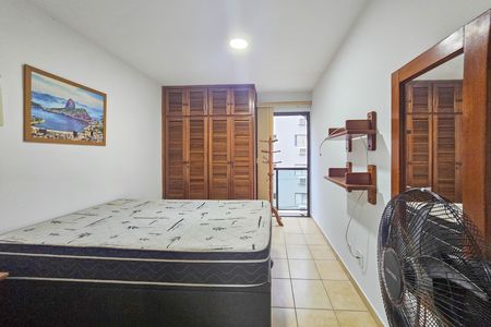 Apartamento para alugar com 3 quartos, 90m² em Jardim Vitoria, Guarujá