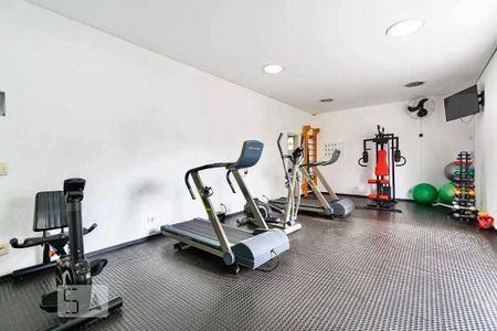 Apartamento à venda com 75m², 2 quartos e 1 vaga Apartamento à venda com 75m², 2 quartos e 1 vagaÁrea comum - Academia