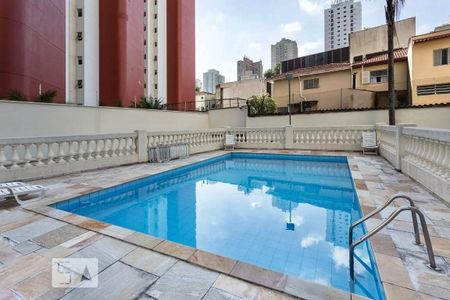 Apartamento à venda com 75m², 2 quartos e 1 vaga Apartamento à venda com 75m², 2 quartos e 1 vagaÁrea comum - Piscina