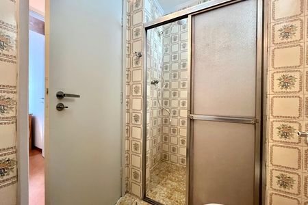 Apartamento à venda com 75m², 2 quartos e 1 vaga Apartamento à venda com 75m², 2 quartos e 1 vagaBanheiro