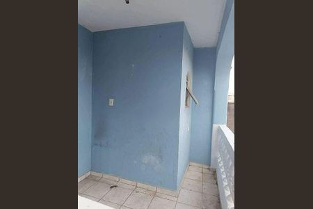 Casa à venda com 50m², 2 quartos e 3 vagas