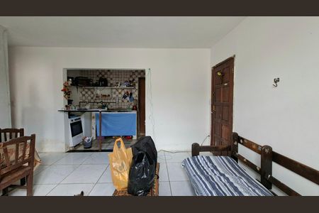 Sala  de apartamento para alugar com 3 quartos, 90m² em Brotas, Salvador