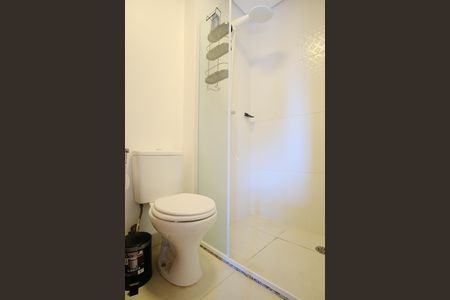 Banheiro de kitnet/studio para alugar com 1 quarto, 26m² em Tatuapé, São Paulo