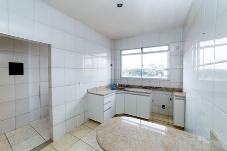 Cozinha de apartamento à venda com 2 quartos, 123m² em Cachoeirinha, Belo Horizonte