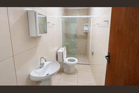 Casa para alugar com 45m², 1 quarto e 1 vaga Casa para alugar com 45m², 1 quarto e 1 vagaBanheiro
