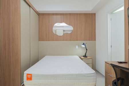 Quarto de kitnet/studio para alugar com 1 quarto, 28m² em Pinheiros, São Paulo