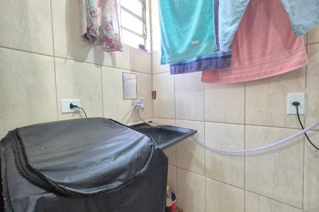 Cozinha  de apartamento à venda com 2 quartos, 60m² em Fundacao da Casa Popular, Campinas