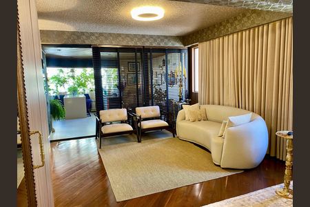 Apartamento à venda com 200m², 3 quartos e 2 vagasSala