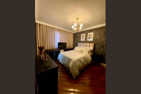 Apartamento à venda com 200m², 3 quartos e 2 vagasQuarto